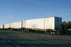 Building a consist of RailRunner cars